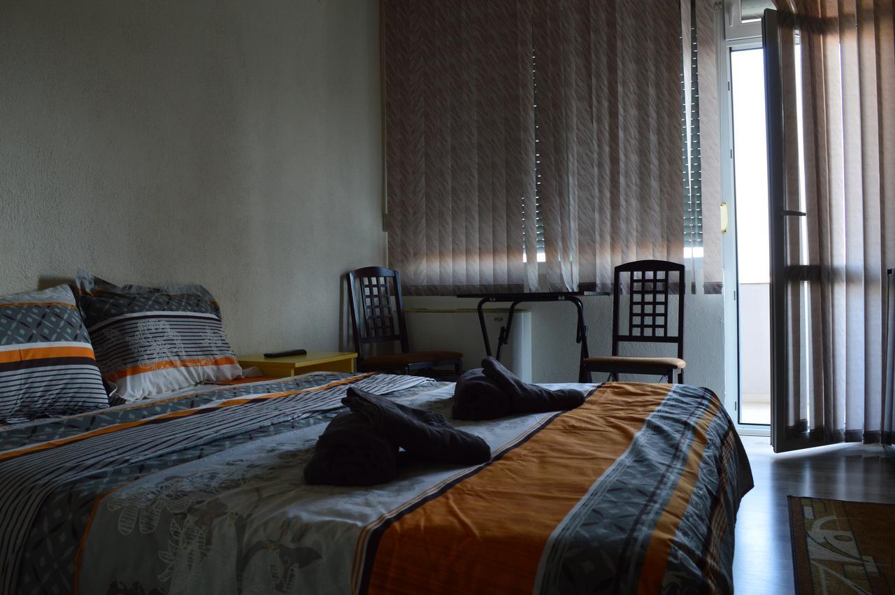 Dionis Hotel Петрич Экстерьер фото