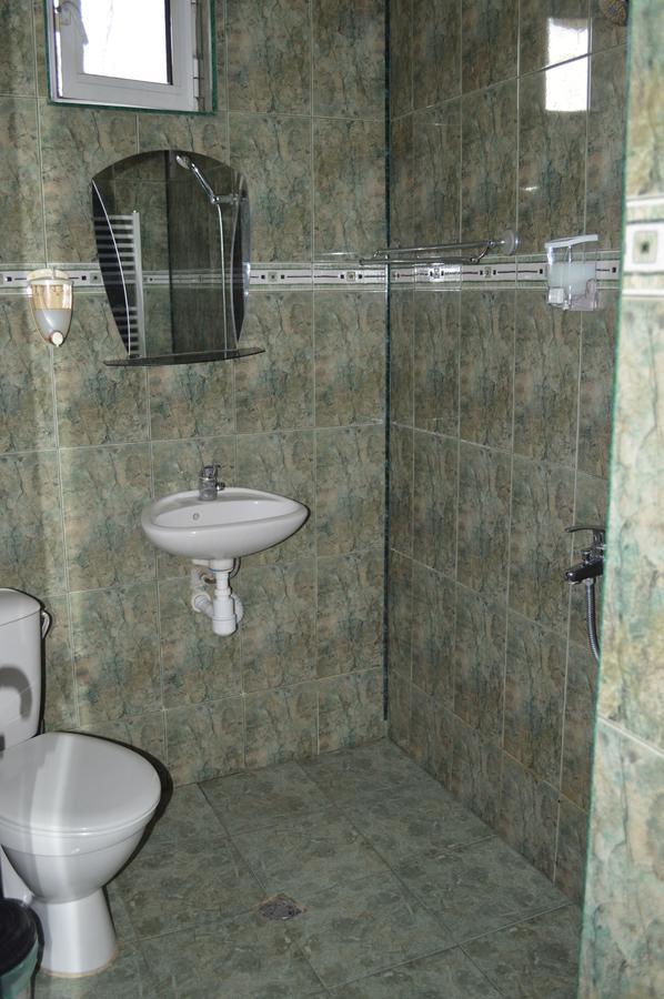 Dionis Hotel Петрич Экстерьер фото